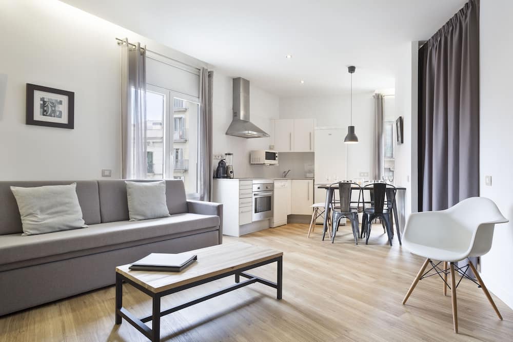 アミスター アパートメンツ 写真