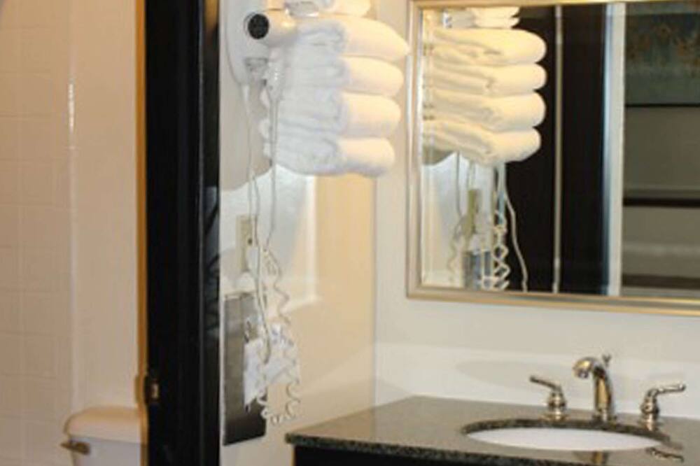 コロニアル イン エルスワース 写真