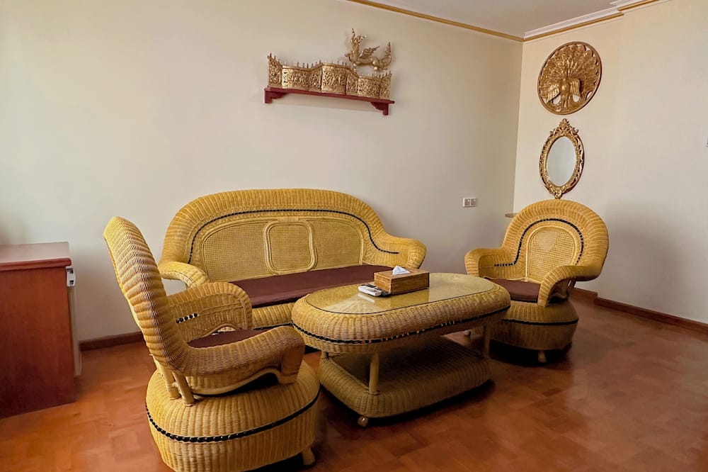 ホテル ヤダナボン 写真