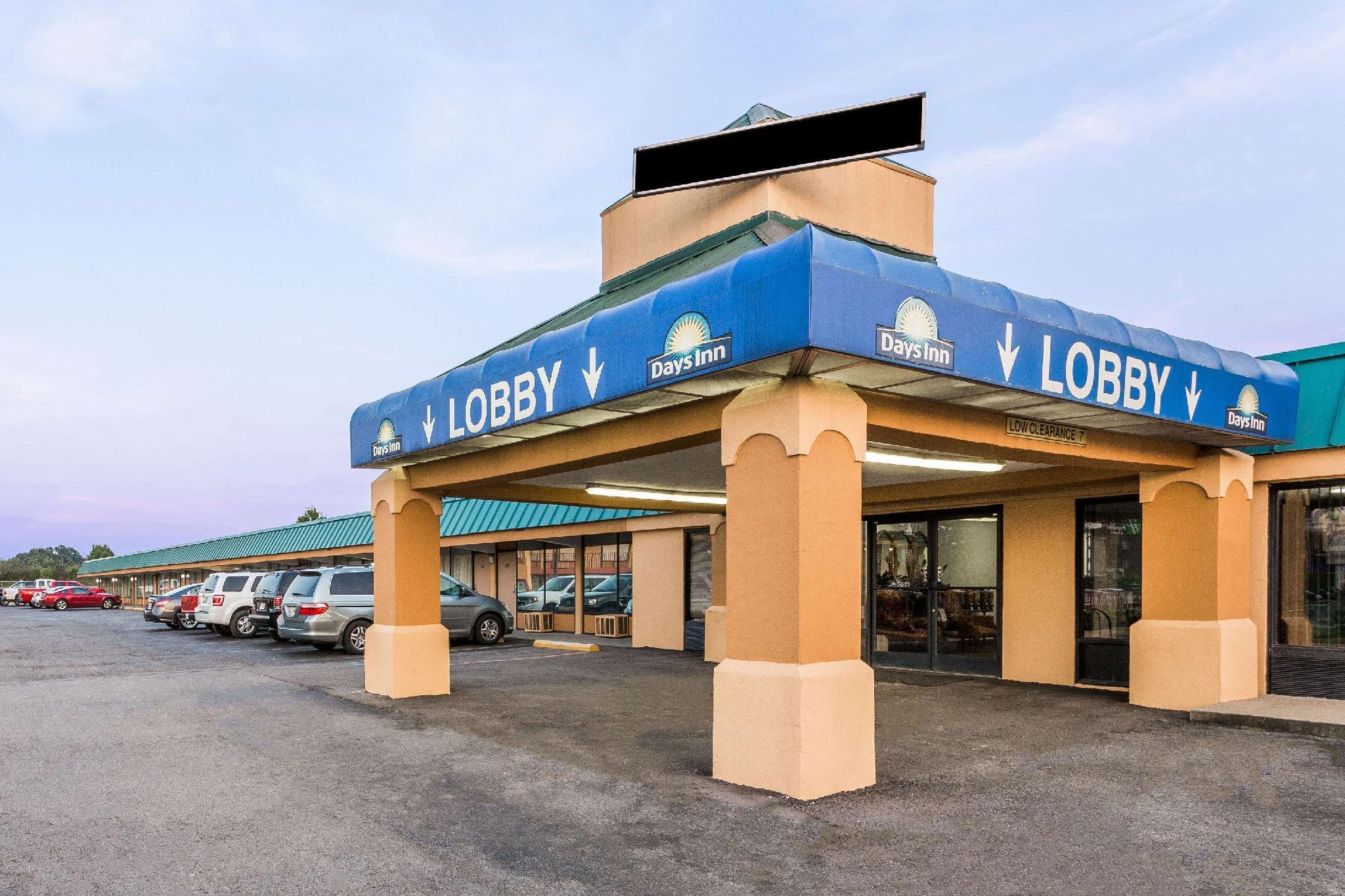 デイズ イン バイ ウィンダム ディクソン 写真