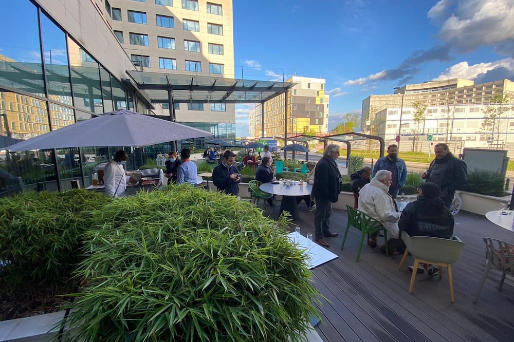 ホリデイ イン エクスプレス パリ CDG エアポート バイ IHG 写真