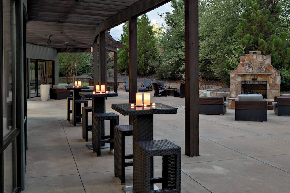 Courtyard by Marriott Raleigh North/Triangle Town Center 写真