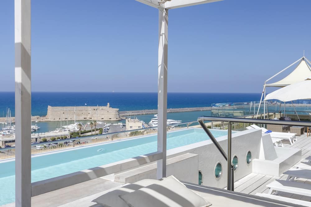 GDM Megaron, Historical Monument Hotel 写真