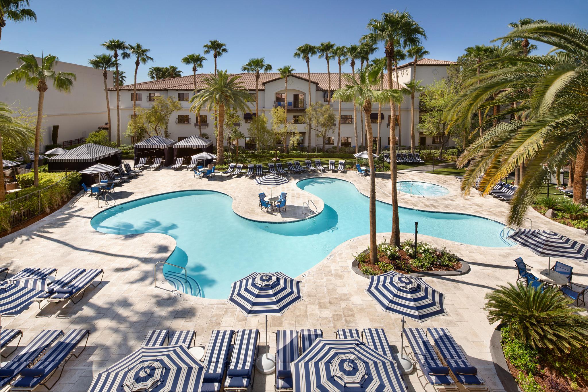 タスカニー スイーツ & カジノ ホテル 写真