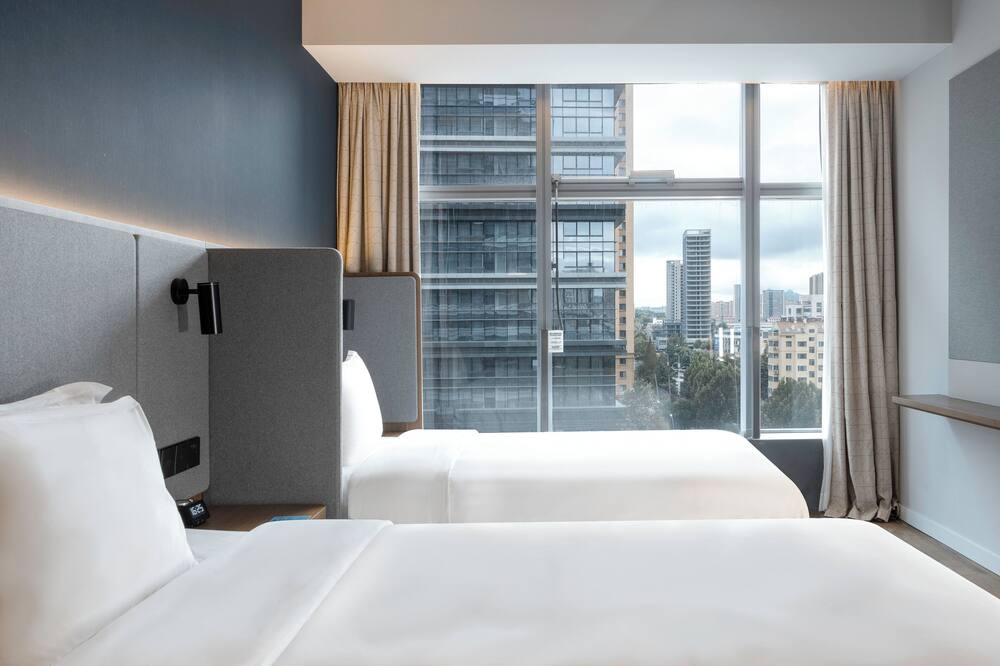 ホリデイ イン ホテル アンド スイーツ チンダオ ジンシュイ バイ IHG 写真