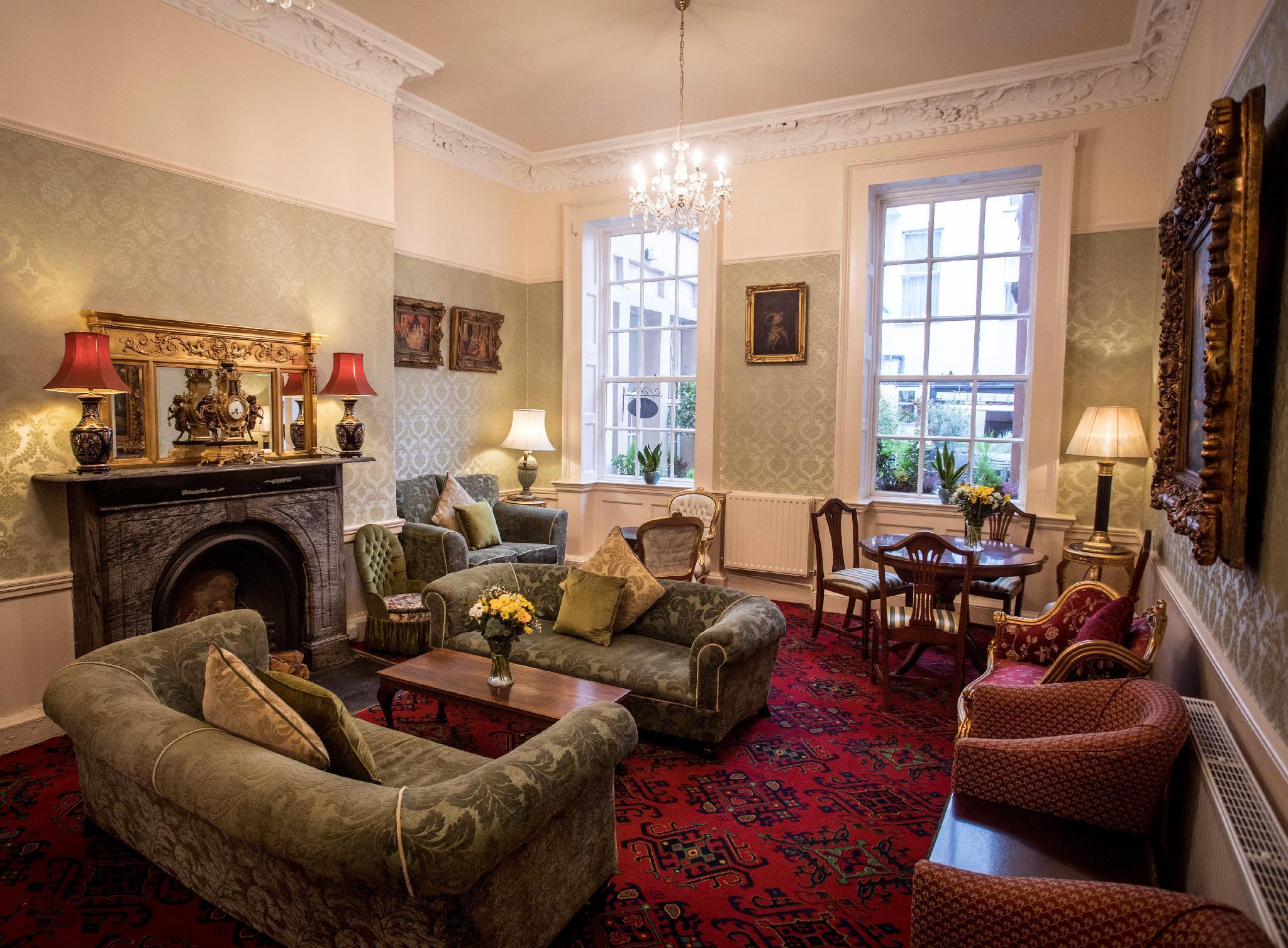 キャッスル ホテル 写真