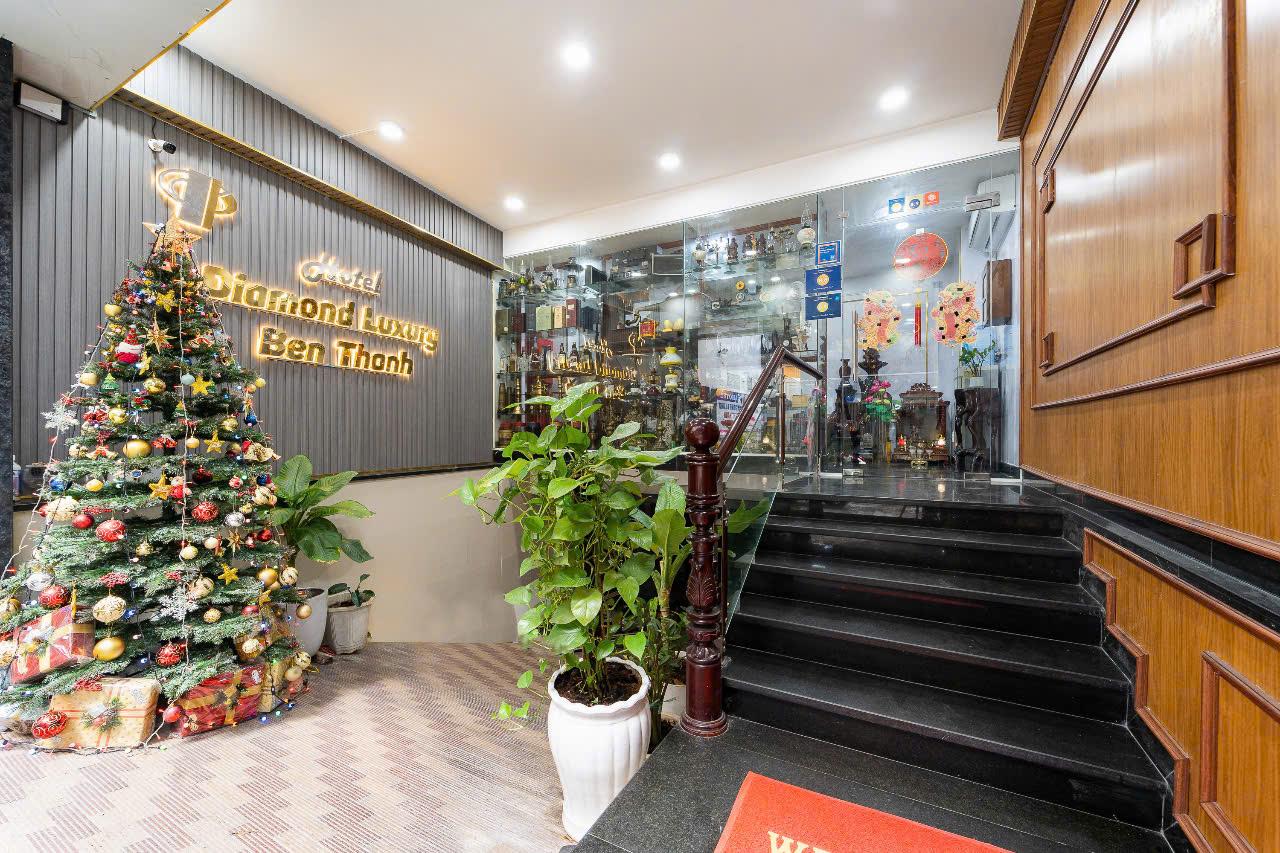 ダイモンド ラグジュアリー ベン タン 写真