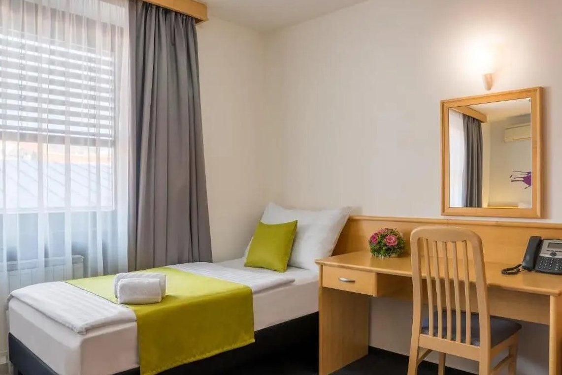 B&B HOTEL Maribor Orel 写真