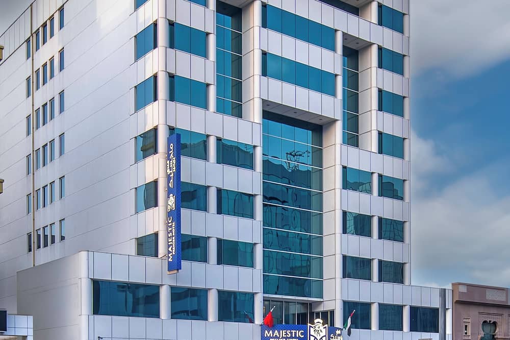 マジェスティック プレミア ホテル ブルドバイ 写真