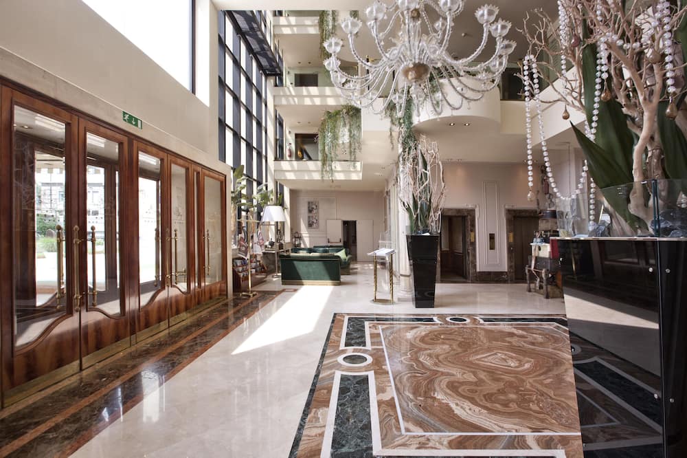 ホテル レオン ドーロ 写真