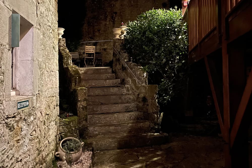 オテル ドゥ ラ ヴァレ ユーレス 写真