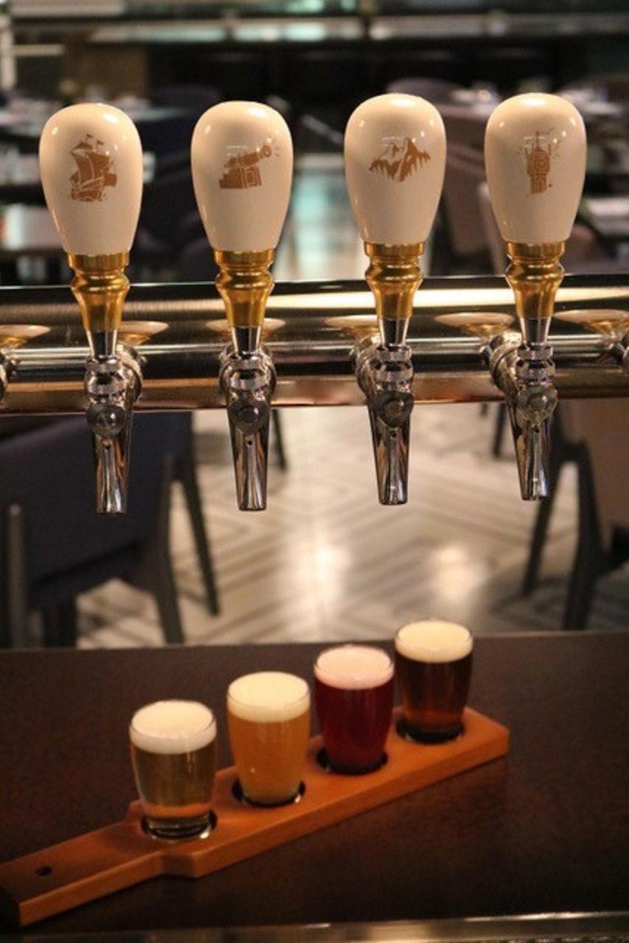Delta Hotels Vancouver Downtown Suites 写真