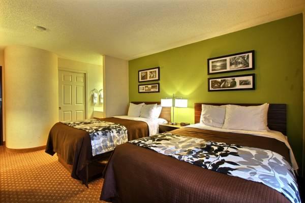 スリープ イン & スイーツ グランド ラピッズ サウスイースト - ケントウッド 写真