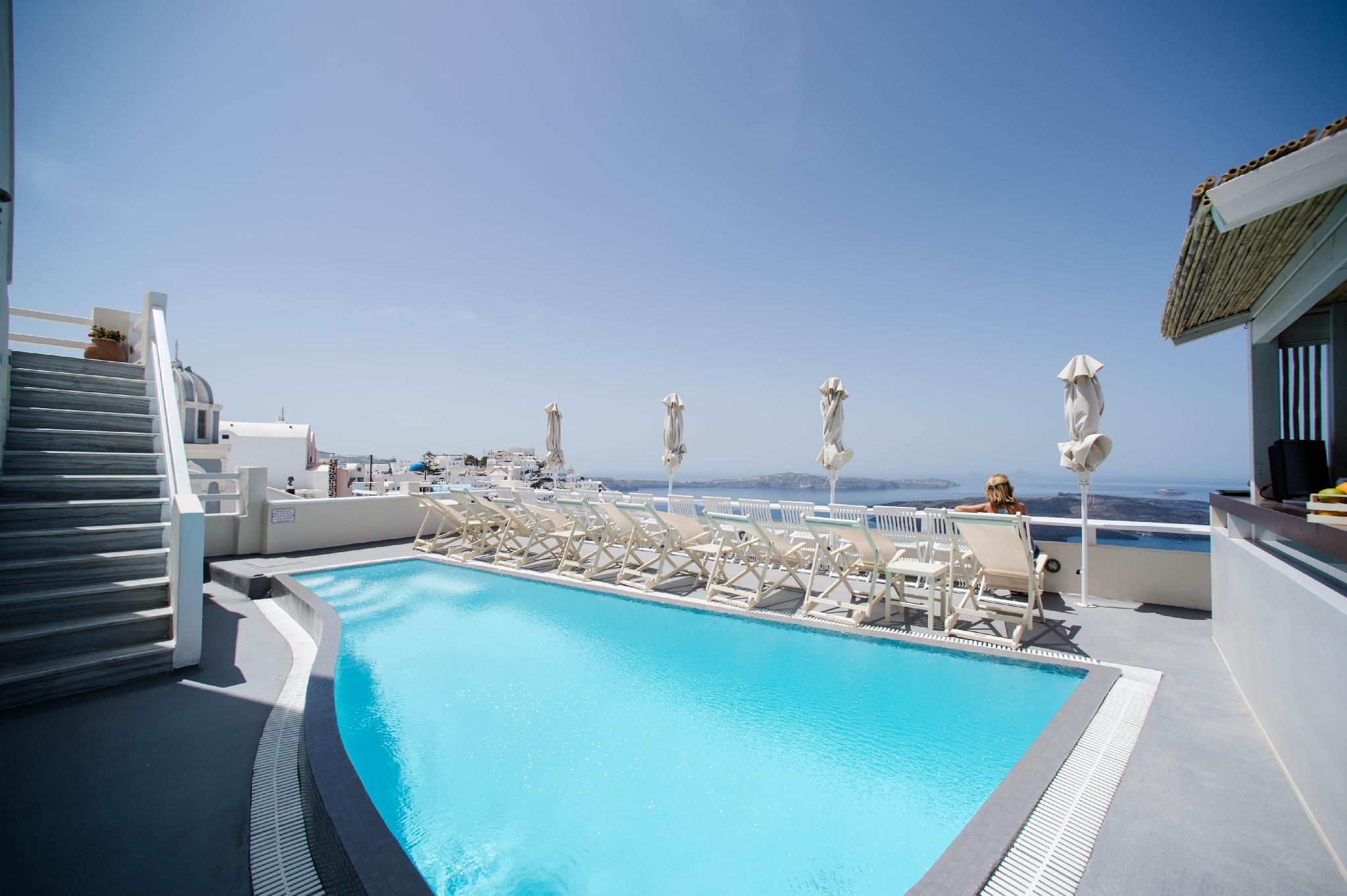 ヴィラ イリアス カルデラ ホテル 写真