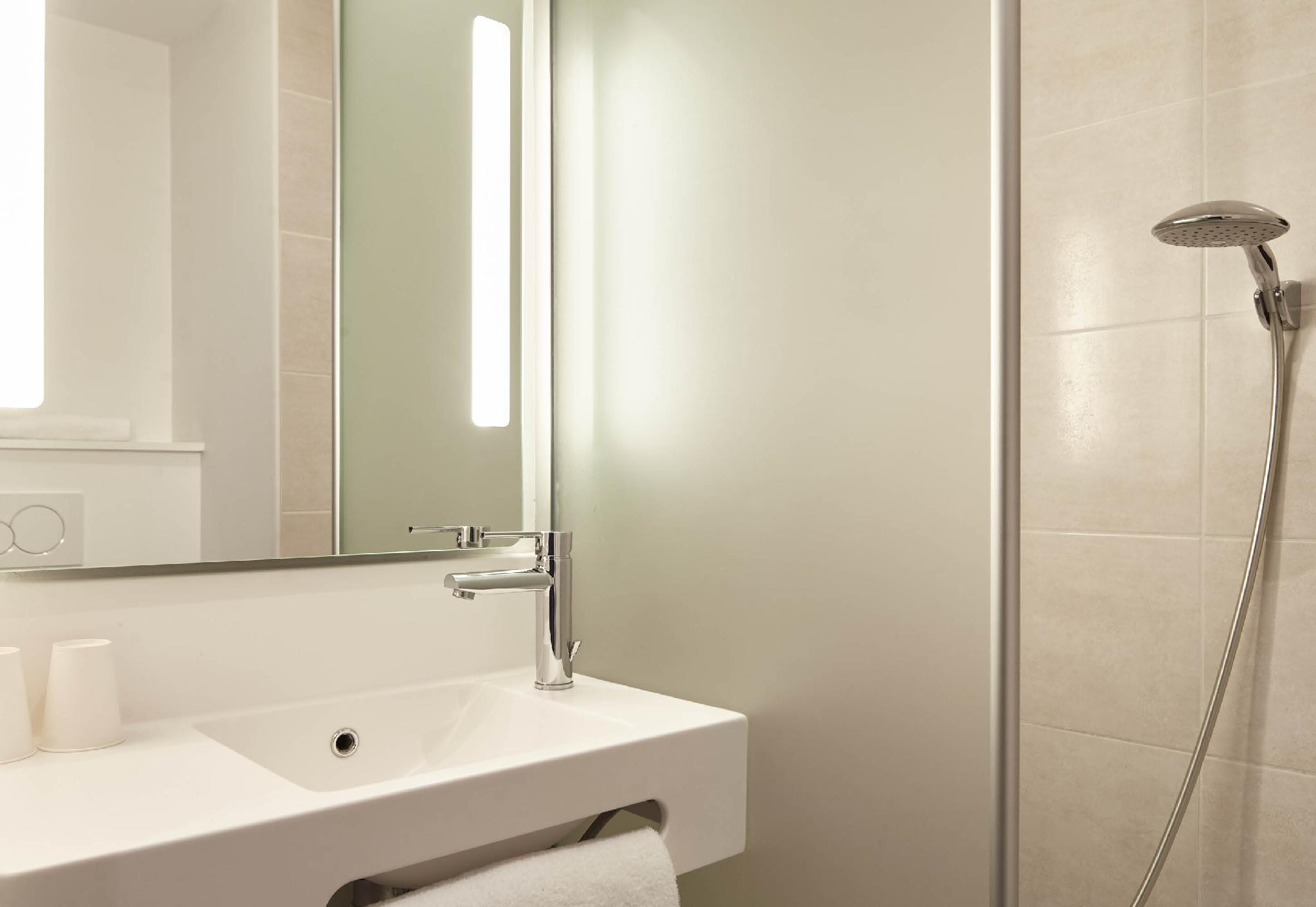B&B HOTEL Igny Palaiseau 写真