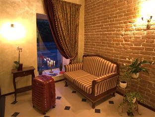 チェクホヴ ホテル 写真