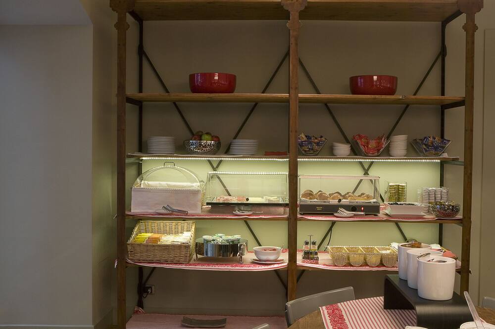 ホテル ロッソ 23 写真