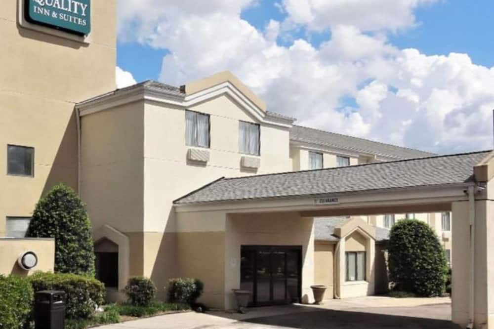 クオリティ イン & スイーツ ローリー ノース 写真