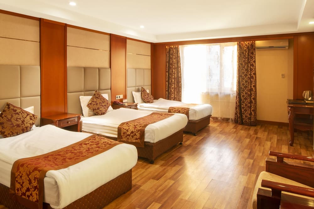 ロイヤル ハウス ホテル 写真