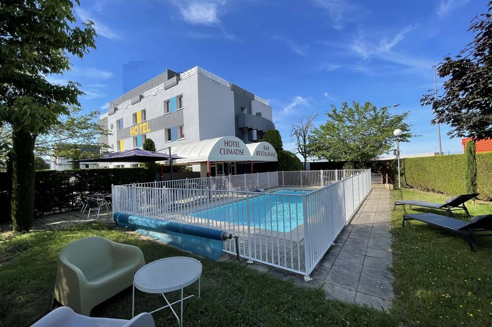 キリヤード ディレクト ディジョン ノール - ゼニス - トワゾン ドール 写真