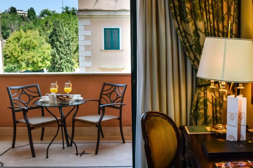 リバー シャトー ホテル 写真