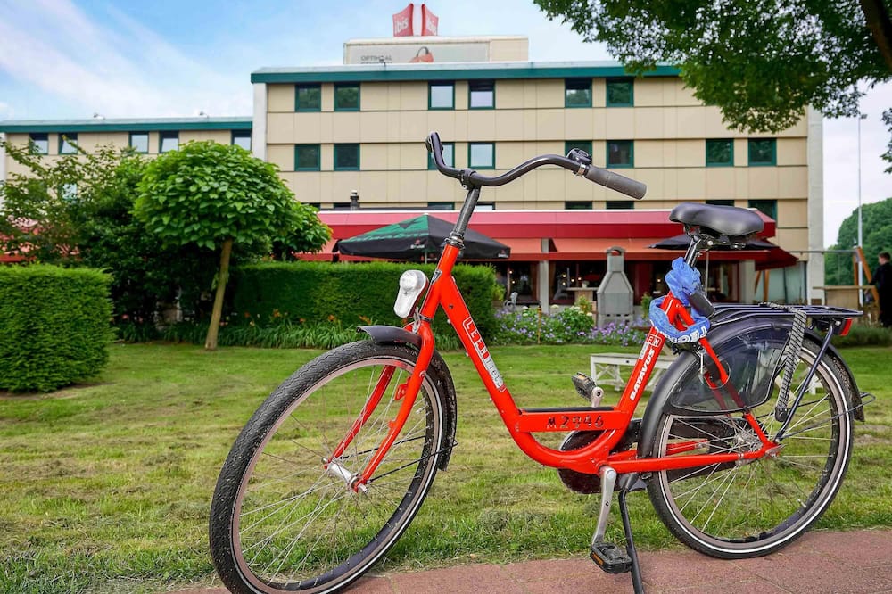 イビス ティルブルフ 写真