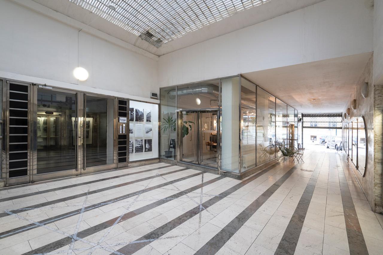 ニュー タウン アップル アパートメンツ 写真