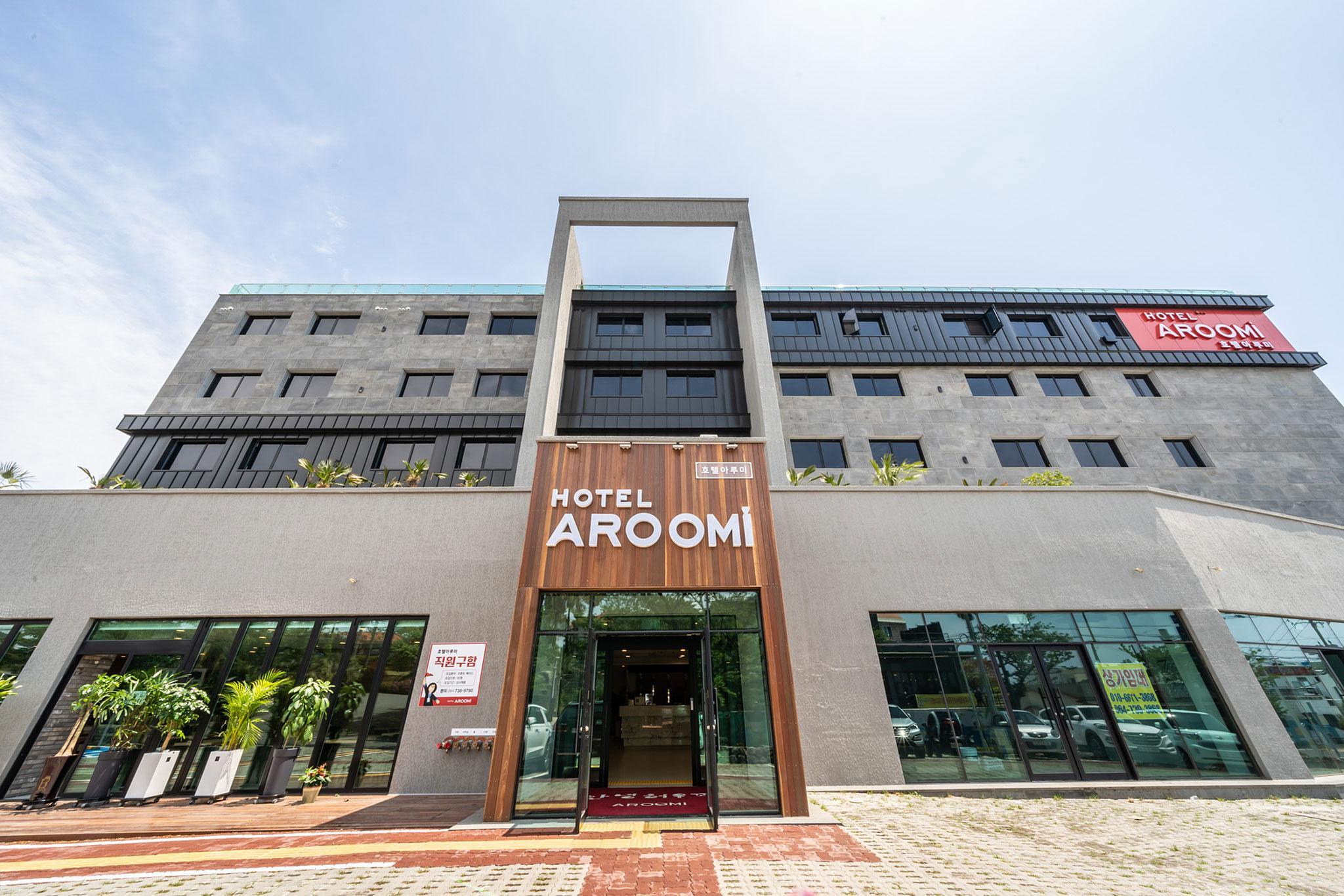 Aroomi Hotel 写真