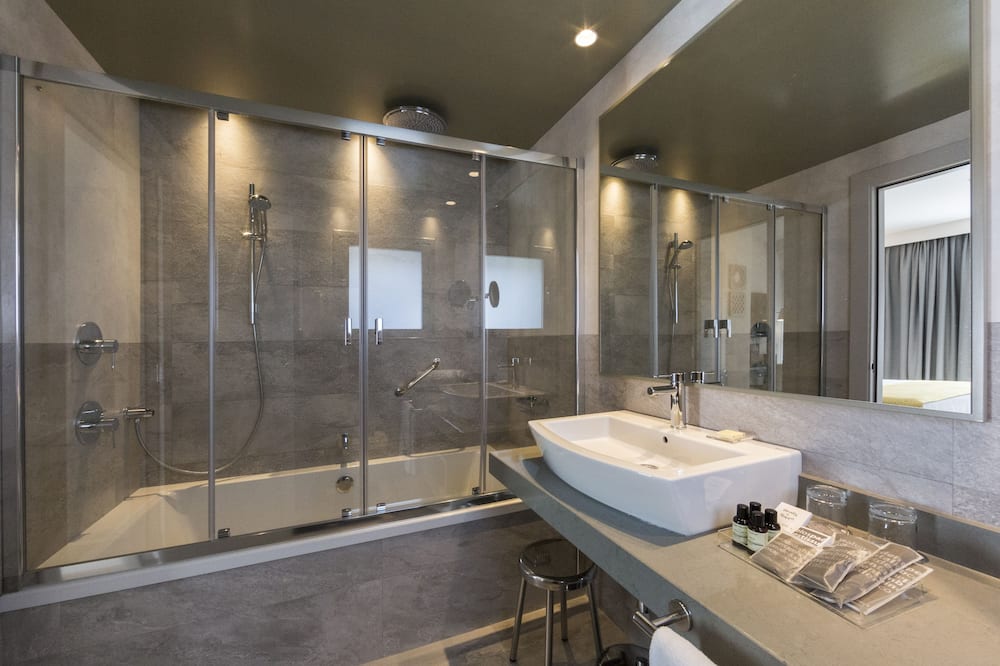 カタロニア グラナダ 写真