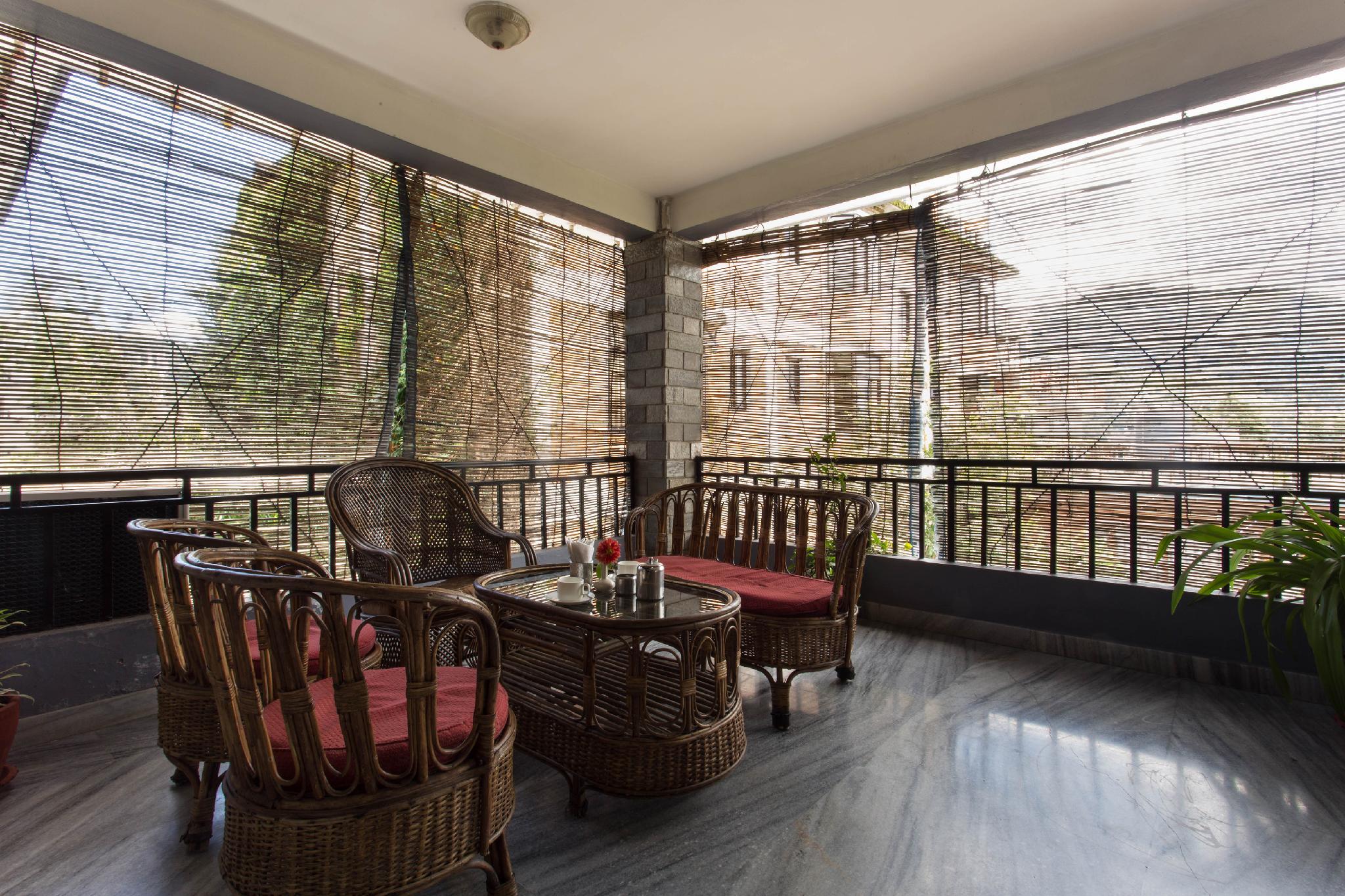 ホテル トゥルシ 写真