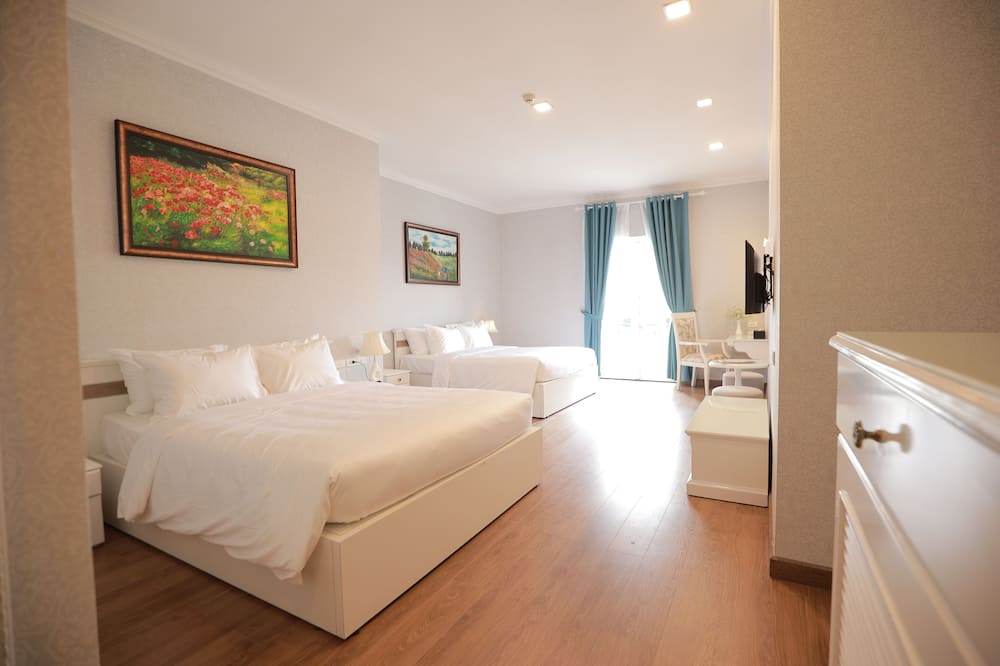 ホテル デュ リス 写真