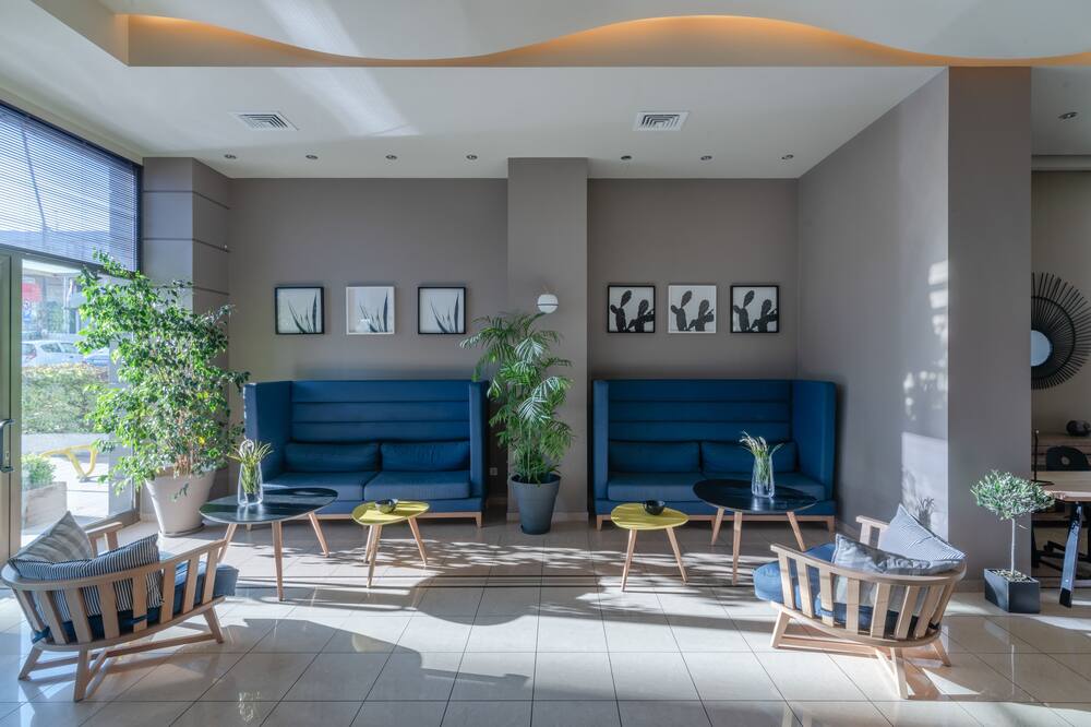 Avra Hotel. 写真