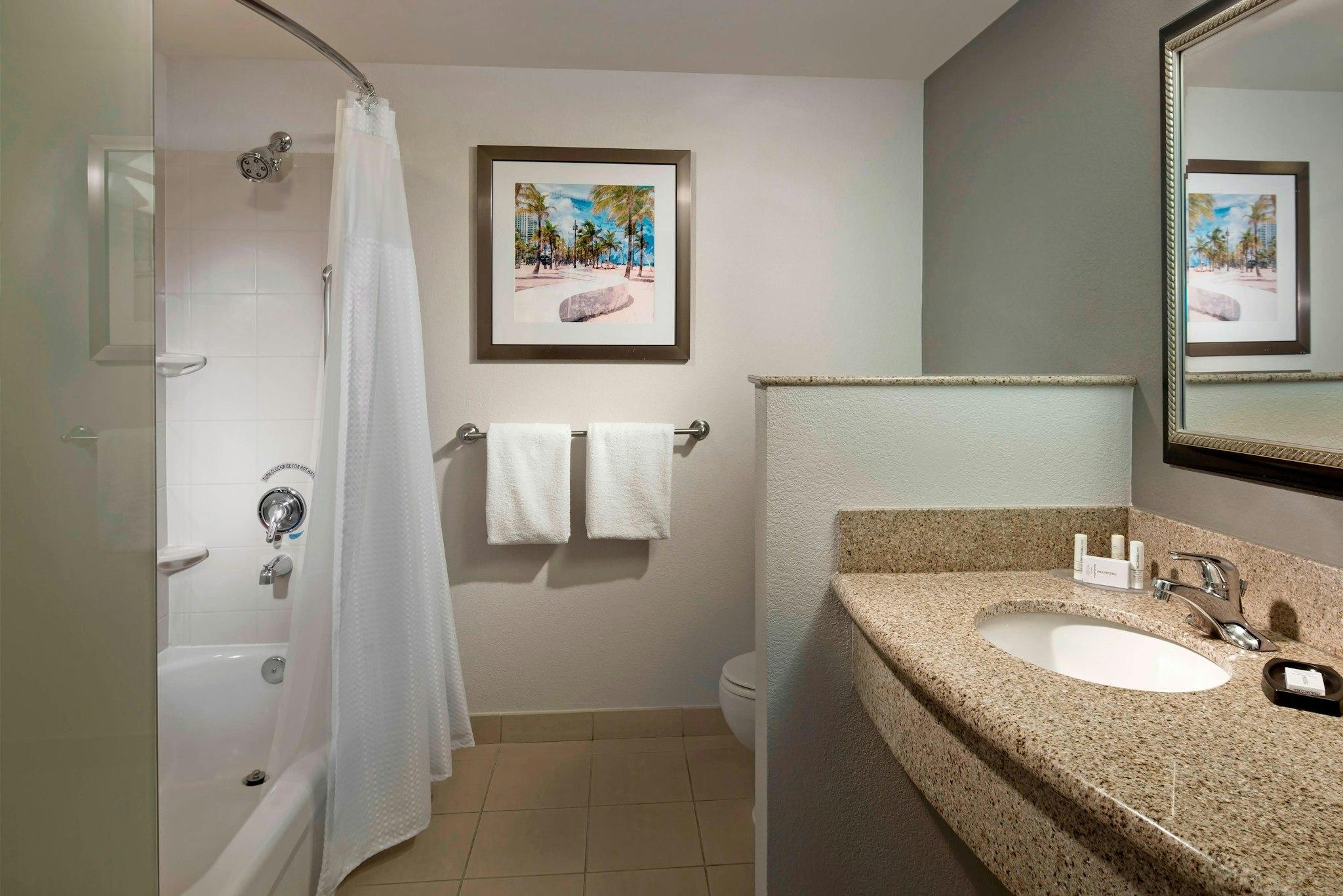 Courtyard by Marriott Fort Lauderdale Airport & Cruise Port 写真