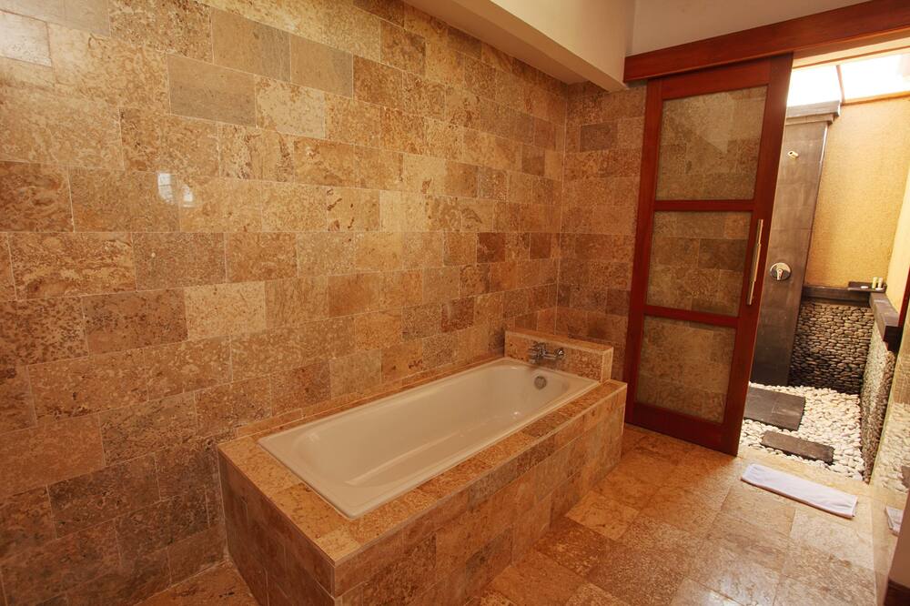 アディ アスリ ビーチ リゾート & スパ ペムテラン 写真