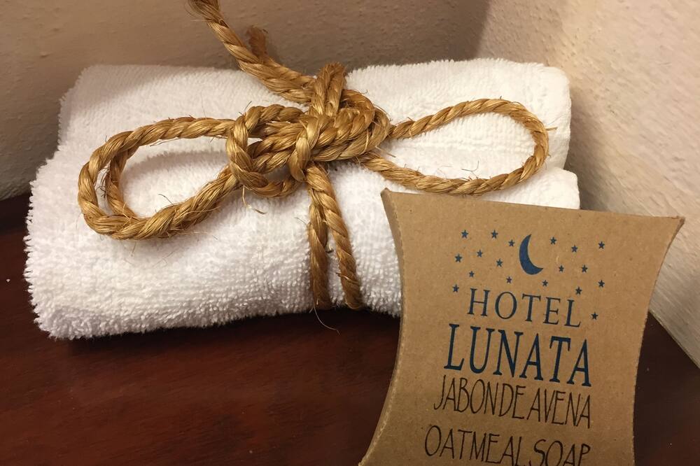 ホテル ルナタ 5th アベニュー 写真