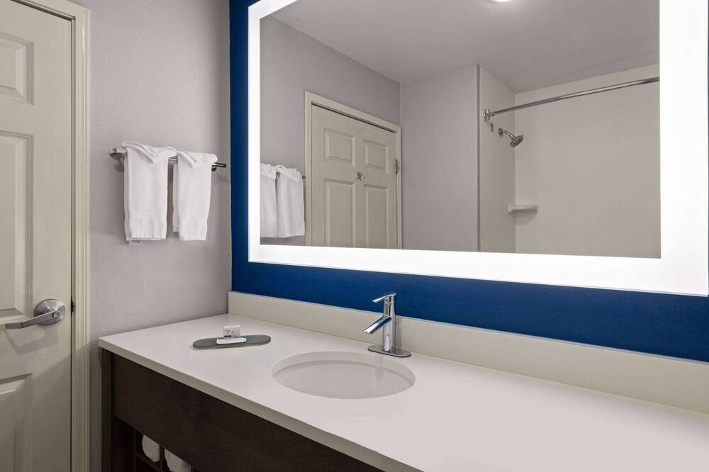 ラ キンタ イン アンド スイーツ バイ ウィンダム ラピッド シティ 写真