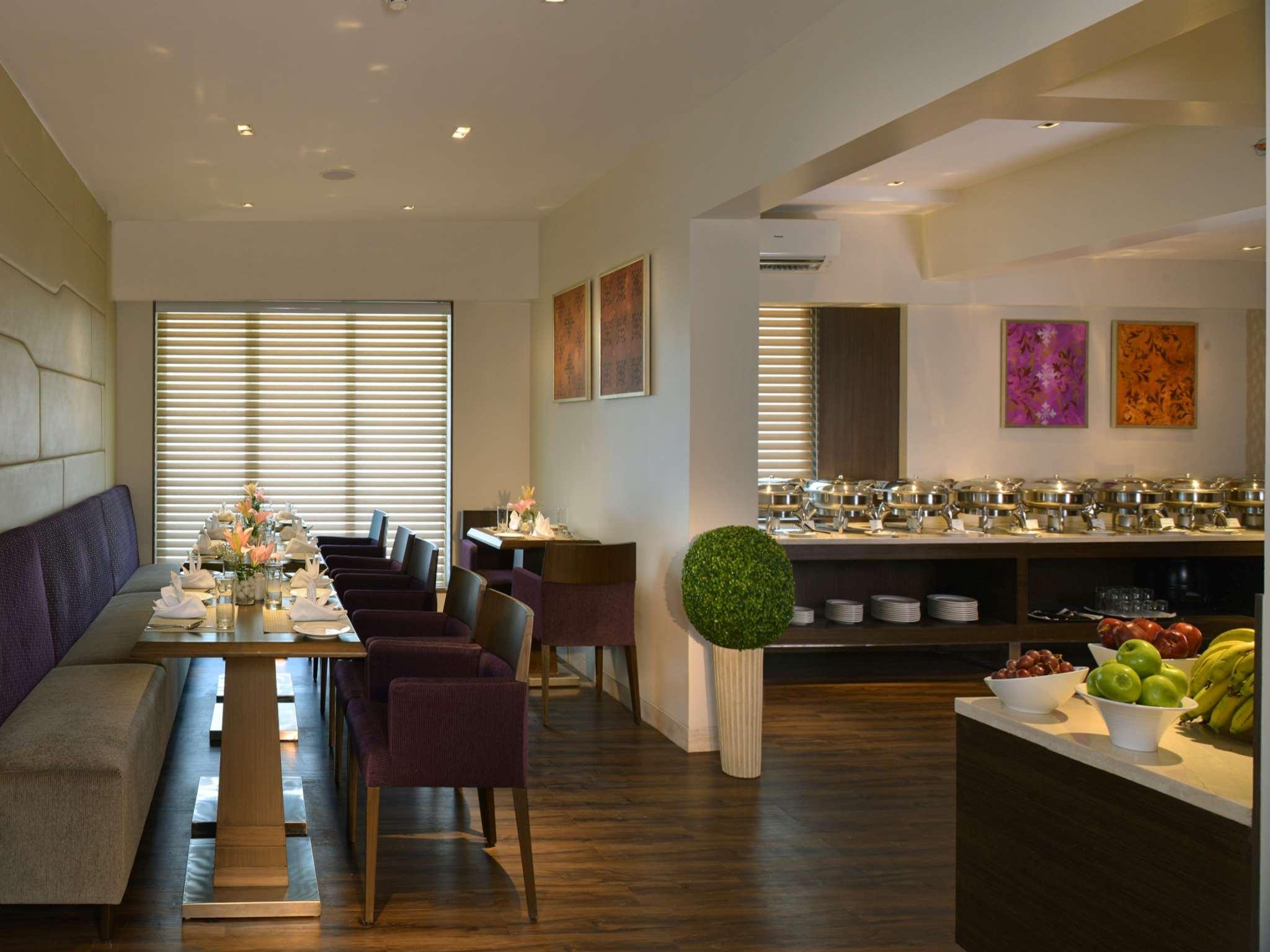 レジデンシー サロバール ポルティコ ムンバイ 写真