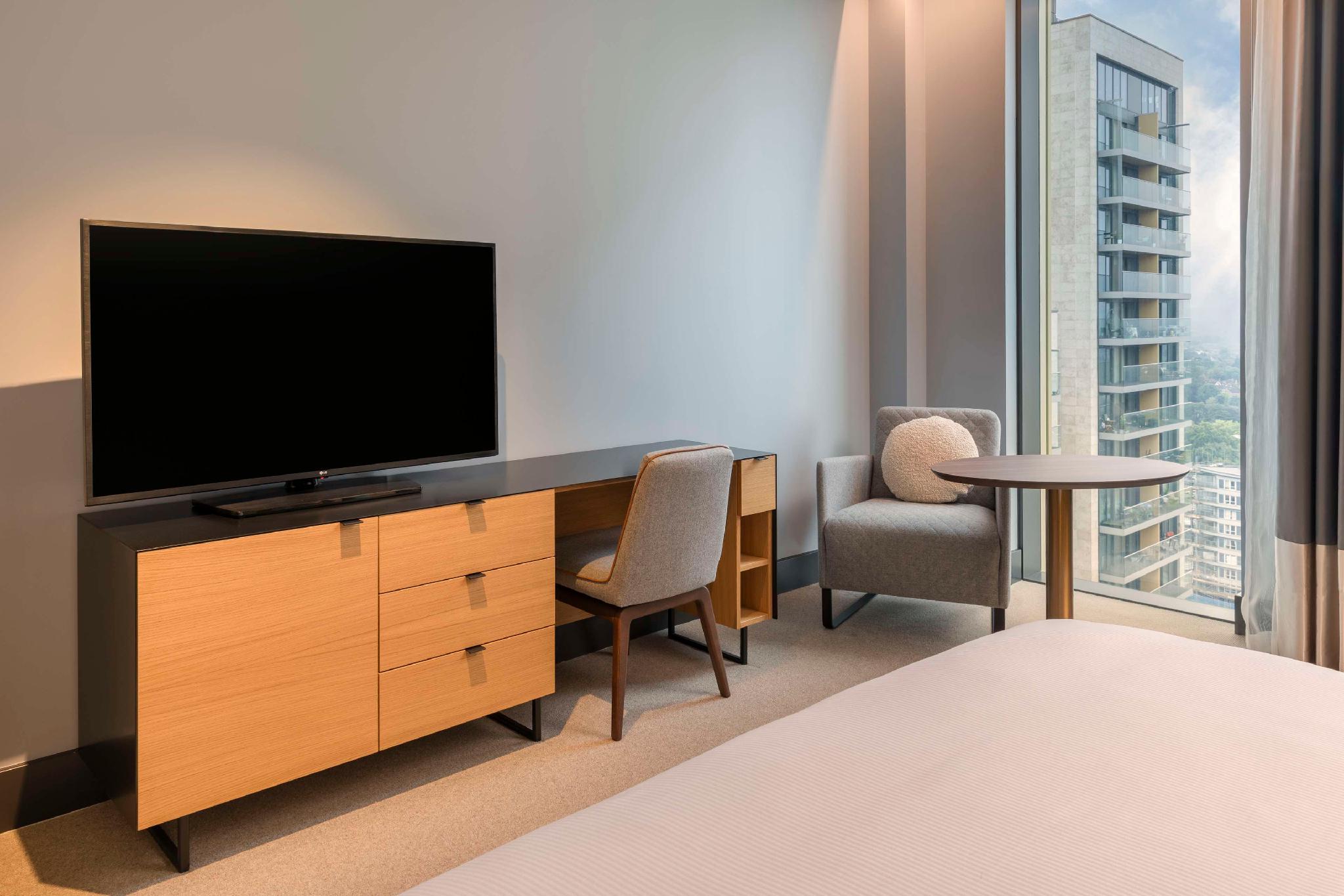 Hilton Woking 写真