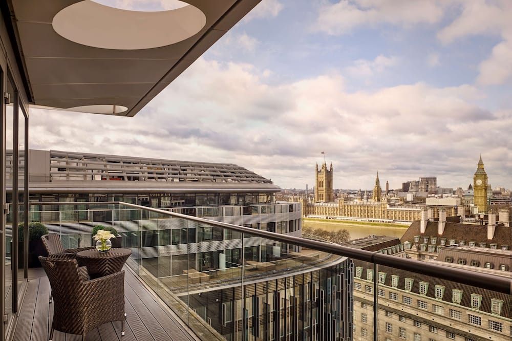 パーク プラザ カントリー ホール ホテル 写真