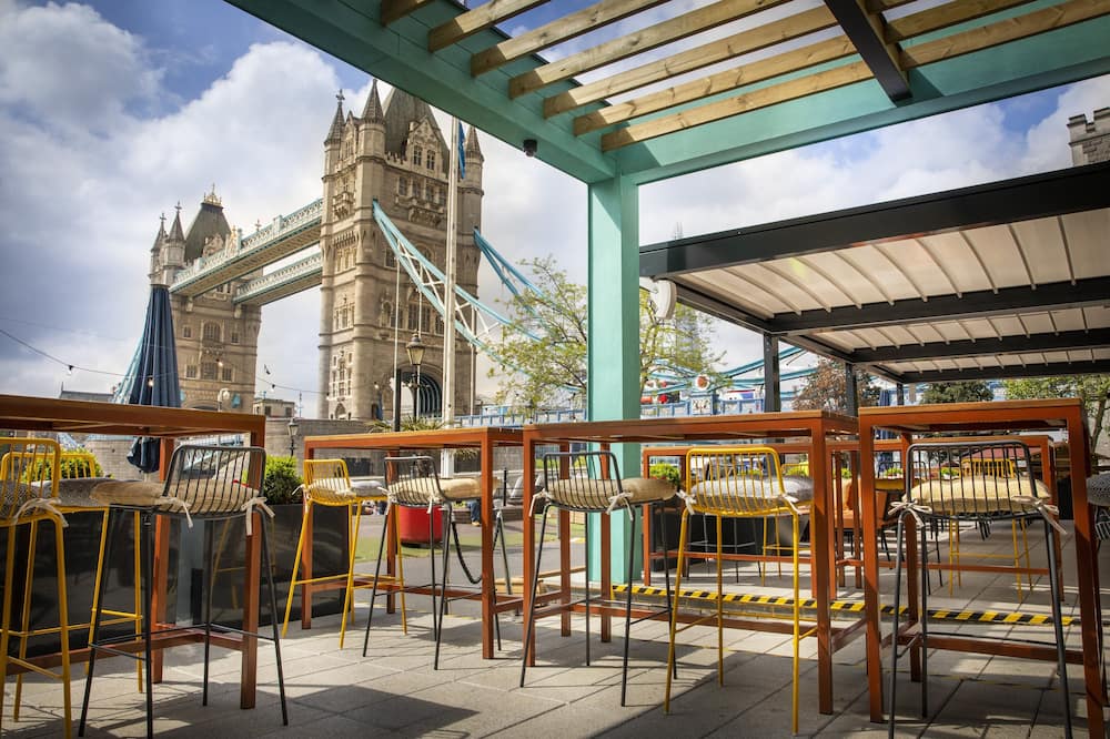 ザ タワー ホテル バイ シスル 写真