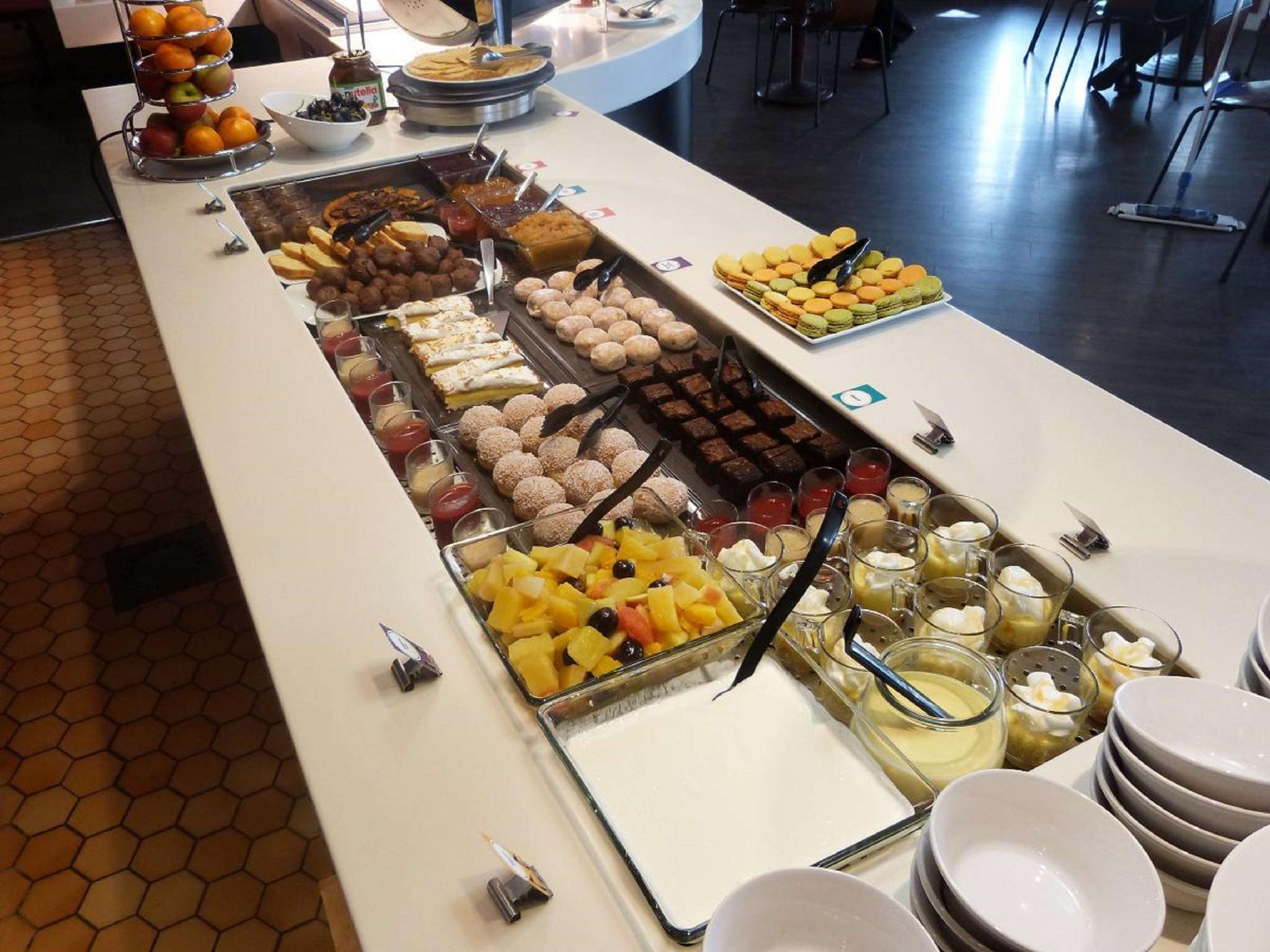 ホテル カンパニール シャルトル 写真