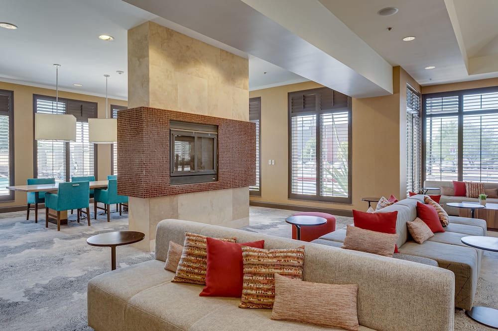 ヒルトン ガーデン イン フェニックス エアポート ノース 写真