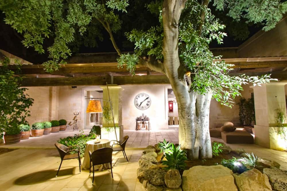 Torre Del Parco 写真