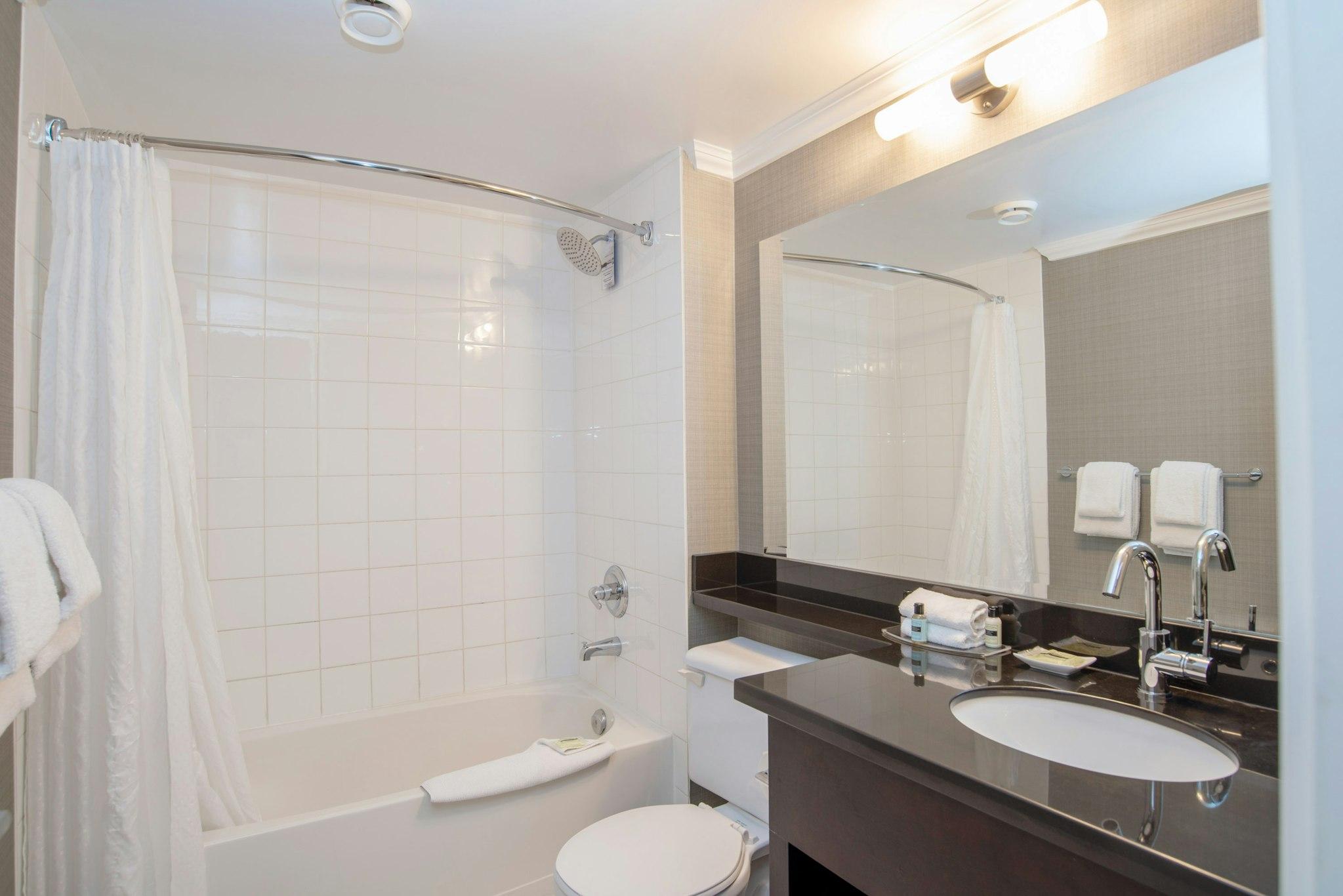 Sandman Hotel & Suites Vancouver Airport 写真