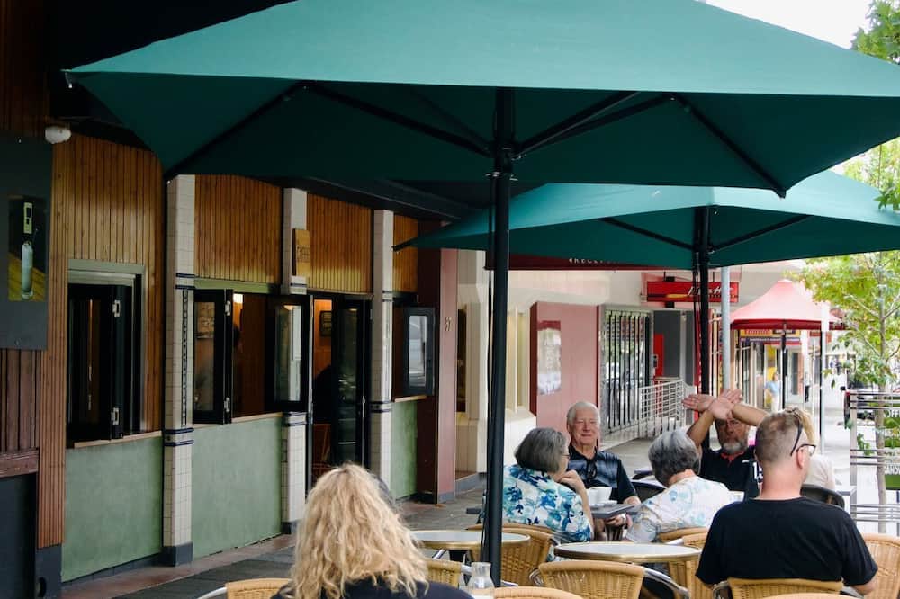 ヨーロピアン ホテル 写真