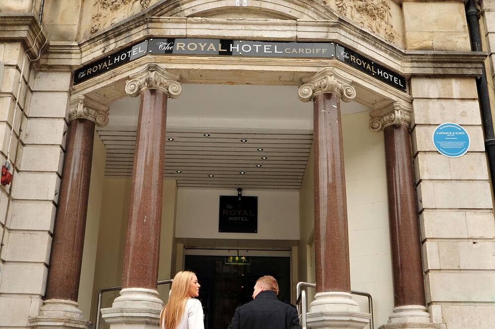 ザ ロイヤル ホテル カーディフ 写真