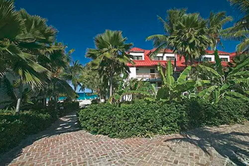 サファイア ビーチ リゾート 写真