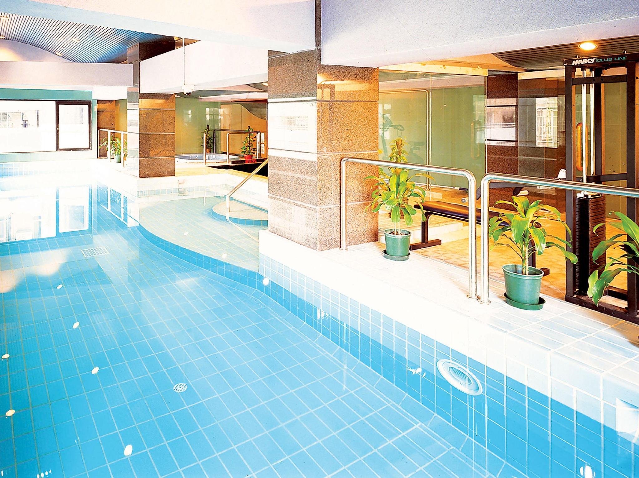 メトロパーク ホテル 写真