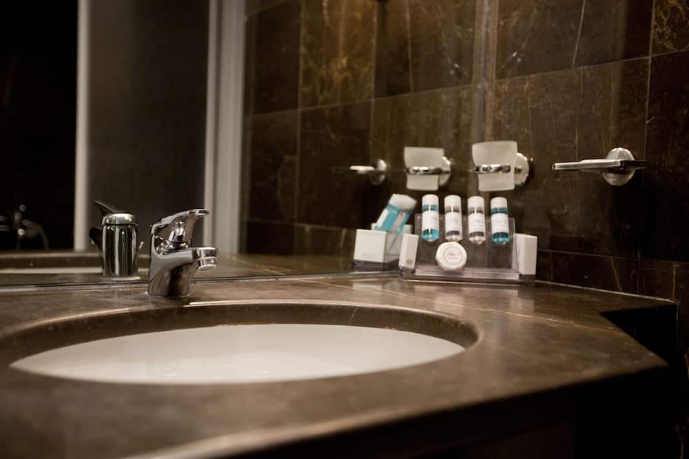 ヘラ ホテル 写真