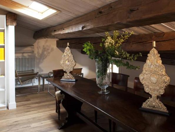 M クラブ デ ラックス B＆B 写真